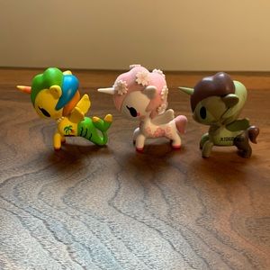 Tokidoki figures: 3 Unicornio figures